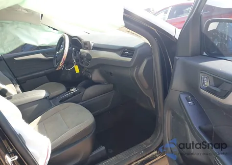 2021 Ford Escape S from USA, damaged, VIN 1FMCU0F65MUA33972